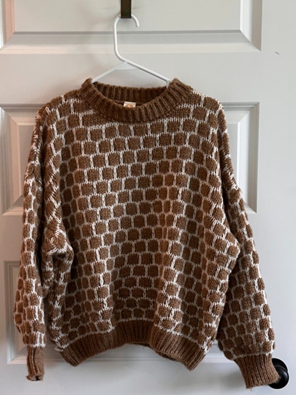 XL Brown & Cream Chunky Knit Honeycomb Geometric Sweater | Cozy Fall Pullover